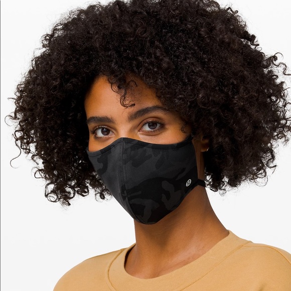 Lululemon Incognito Camo Grey Face Mask - Picture 3 of 4